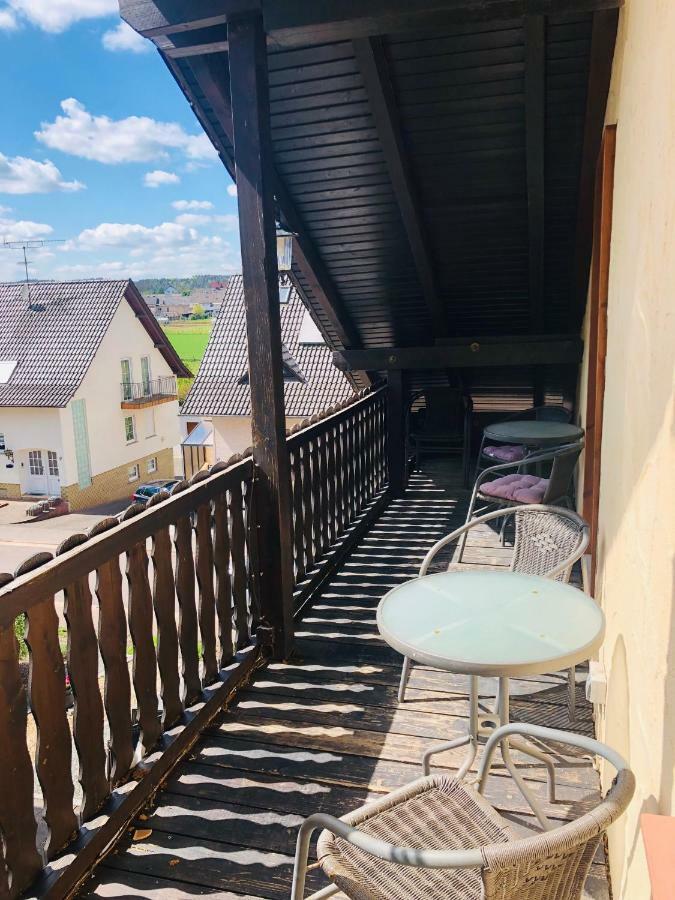 Ferienwohnung Lappano - Losheim Am See Bachem エクステリア 写真